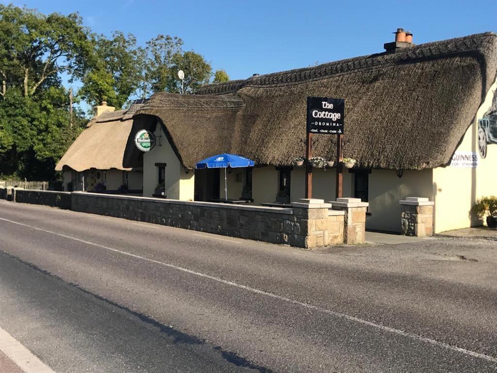 Bridge Cottage Killare Exterior photo